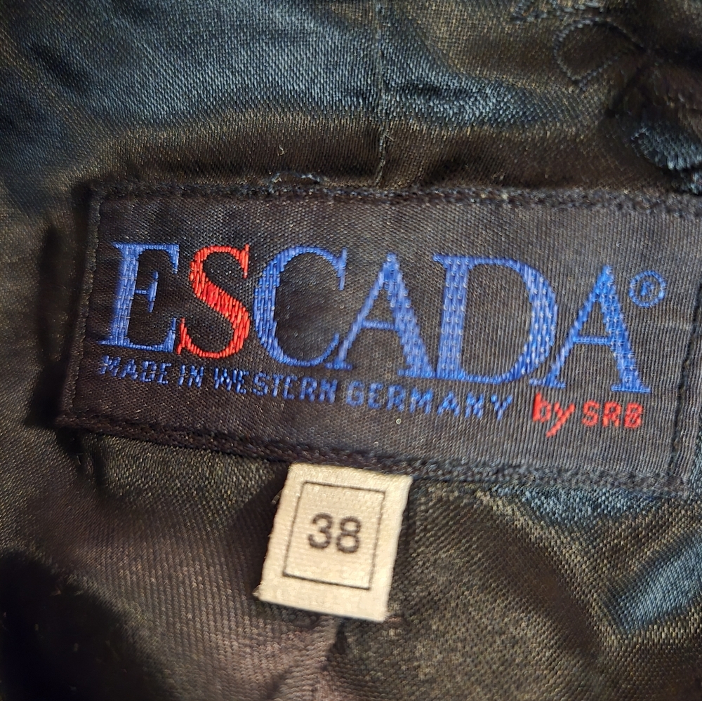 Vintage Escada Black Velvet  Blazer - Picture 10 of 16